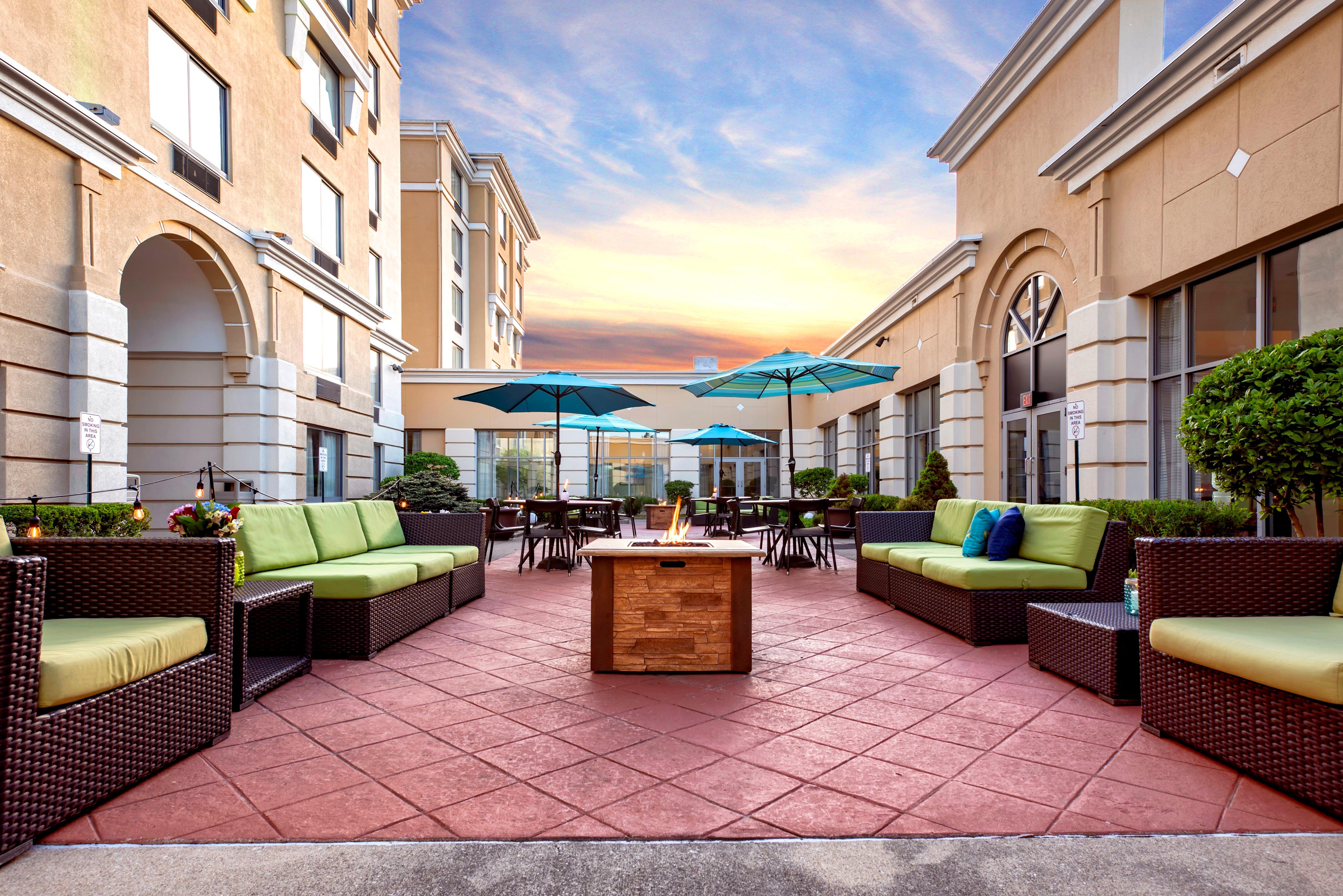 Holiday Inn Indianapolis North-Carmel By Ihg Exterior foto